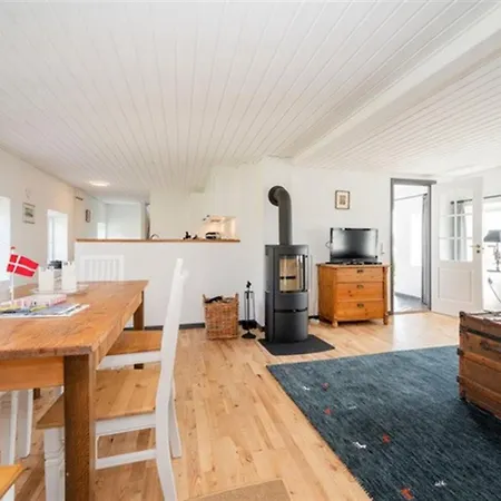 Appartamento Ehm - 1km From The Sea By Interhome *